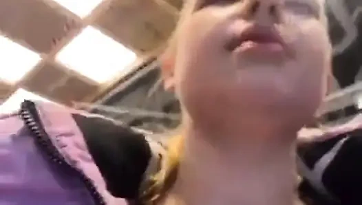 Young girl Fucking in the public
