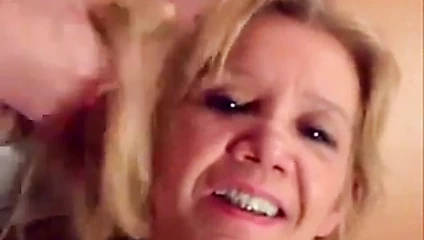 Kanadalı milf saç yüz!