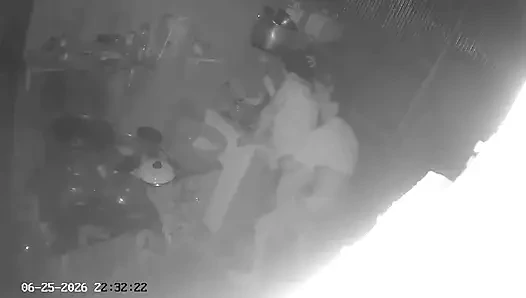 Mutfakta patronun karısıyla aldattım