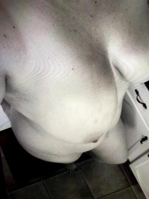 İtme makinemle kendimi boşaltıyorum