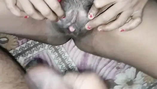 Seans 23. Hintli romantik çift kira odasında seks yapıyor