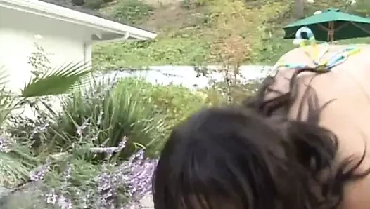 Seksi busty abanoz büyük siyah horoz seviyor!