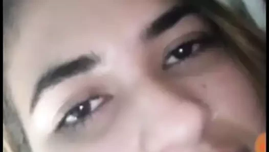 Facecat uygulamasında sıcak canlı - ses yok