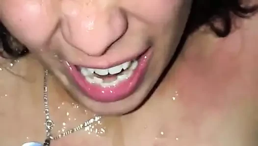 branlette finie sur le visage