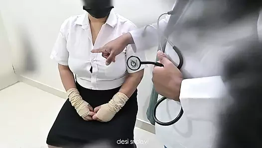 Doktor öğrencisini yanlış sikiyor