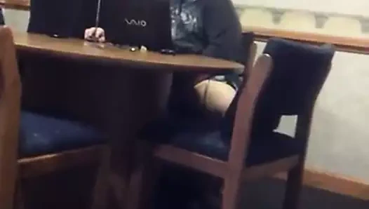 Tombul kütüphane wanker!!!!