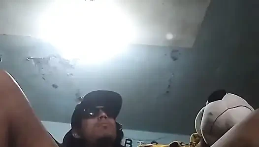 Kendimi Oturma Odasında Yalnız Baştan Çıkarıyorum