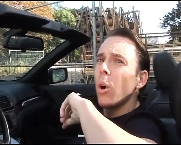 Pirsingli amcık Alman üvey anne üvey oğlunu memnun ediyor