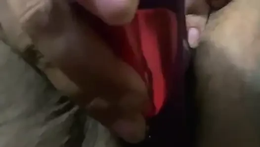 Vibratörle amımı uyarıyorum yoğun fışkırtma orgazmları