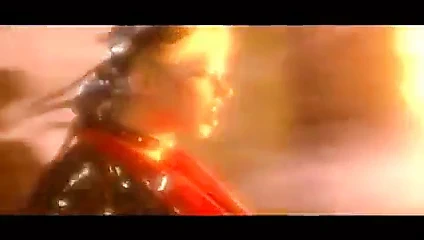 lateks içinde 3 kız