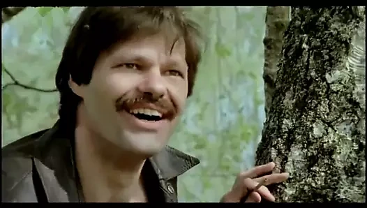 Lingeling Lake'de güzel kızlar (müzik videosu)