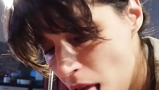 Yarak yerken dil eyleminin en iyi anlarını derliyorum