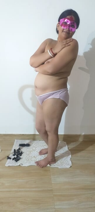 Hatun yeni bdsm dansı ve fışkırtıyor