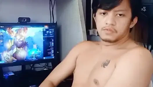 Hot Pinoy Boy Taste Himself