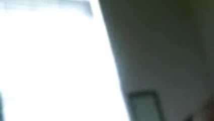 Asya onu bir sandalyede sürme