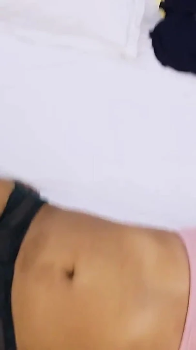 Oyo'da Facebook arkadaşıyla ilk harika buluşma, sert seks, seksi desi kız sraboni | Klip 1