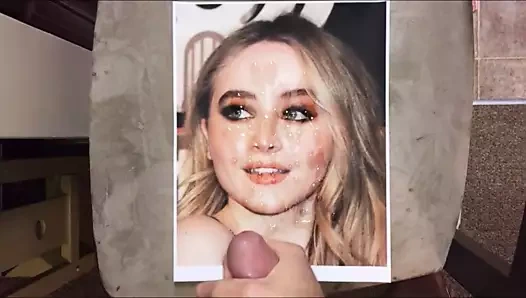 Sabrina carpenter boşalma anısına 02