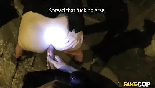 Fake cop - cadılar bayramı anal seks özel