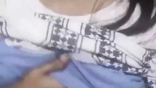 Boşal ve amcığımı parmaklıyorum