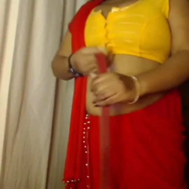 Горячие сосут.