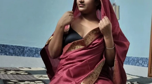 'Sasur ji ne meri chut ki pyas mitayi' - Indian Desi Family Taboo Sex