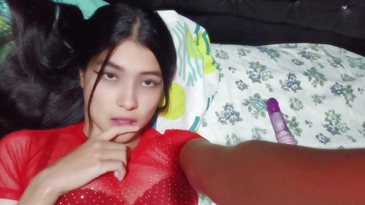 Arkadaşım bana büyük bir sakso çekti ve sikildi