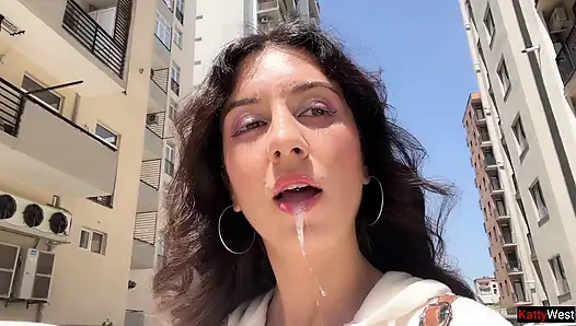 Oyunu kaybettim - boşalmak için adamı bulun halka açık seks