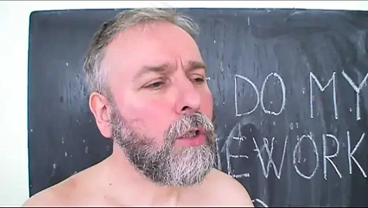 Yaşlı adam yarak emiyor