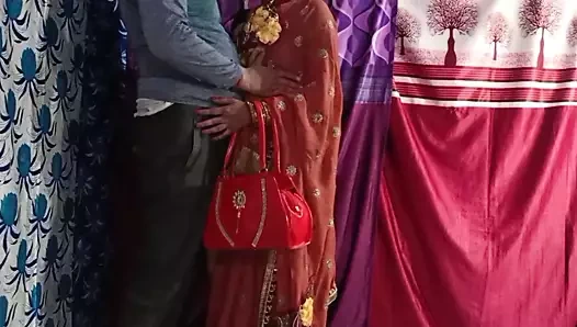 Bhabhi ko sasural jaane se pahle room me bula kar choda