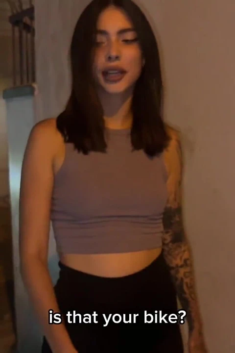 Yabancı, Seks Karşılığında Onu Motosiklete Bindirmek Istedi