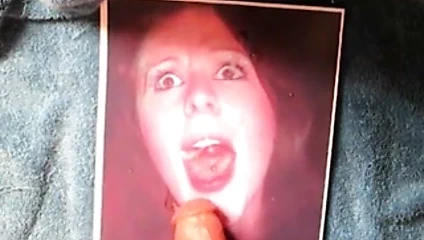 Amy başka bir yük alır