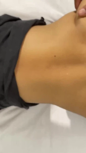 Волнующий момент из "Индийская тетушка с большой задницей хардкорно трахается с большим членом, видео дези с большой задницей, анальный трах тетушки"