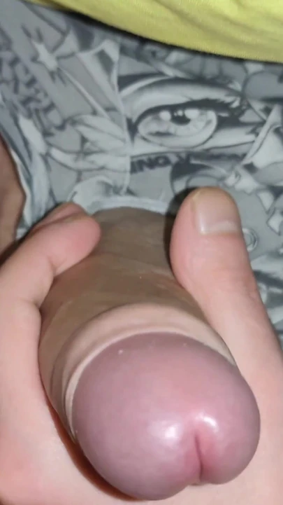 Twink azgın üvey babasını mastürbasyon yapıyor