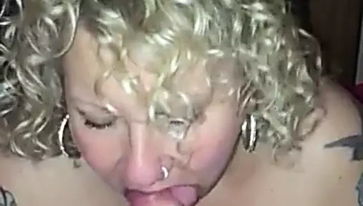 Dik milf dalga geçiyor ona adam kadar o boşalan