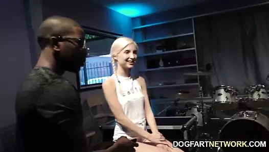 Piper perri kariyeri için bir siyah horoz alır