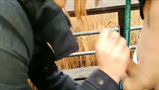 Muhteşem kızıl saçlı kız sikikleri içinde nature