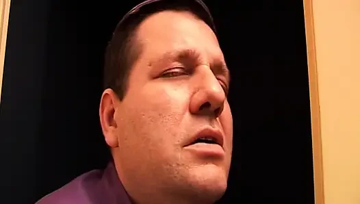 Azgın orta yaşlı seksi kadın otel boşalmasında sikiliyor