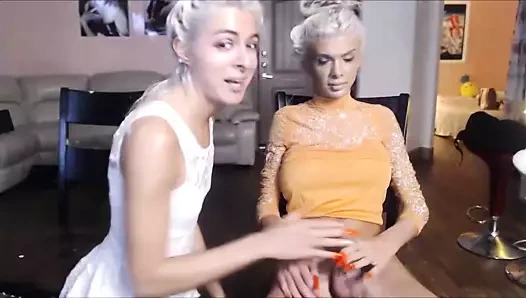 Sarışın ts vaping süre sahip olan onu shecock emdi tarafından bir hottie