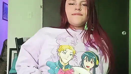 Chupando un consolador !! (delicioso)