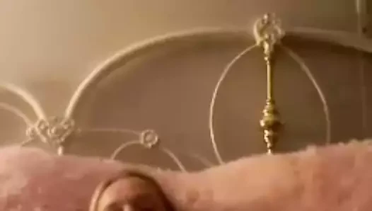 Georgia milf mastürbasyon 2