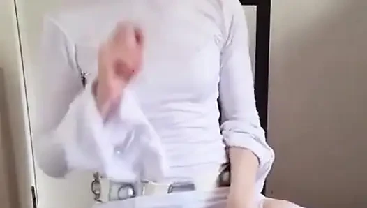 Prenses Leia'nın kendini kötü sikmesi gerekiyor