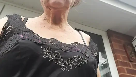 Bir arkadaş için giyilmeyen kıyafetler..