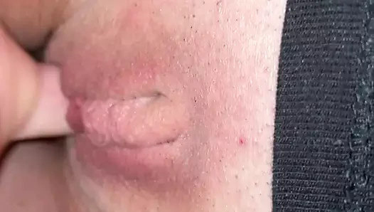 Pembe amcık mastürbasyonu, işte ateşli ve ıslak, amcık ovma, dudak klitorisi gösterisi, azgın amcık