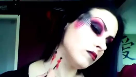 Seksi vampir makyajı