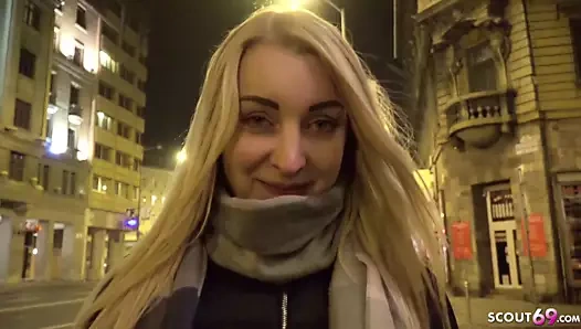 Alman izci - kolej genç amaris sokakta döküm becerdin