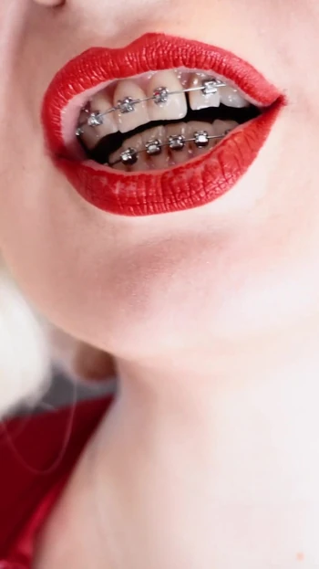 Обязательный для обмена момент от "Милфа мачеха соблазняет вас в спандексе, показывая волосатую киску. Грязные разговоры соблазняют фигуристой горячей булавкой"