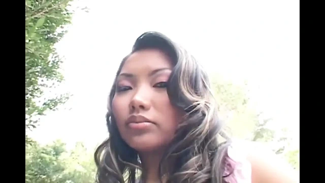 Edepsiz Asyalı kaltağın epik anal kızlığını bozma!!