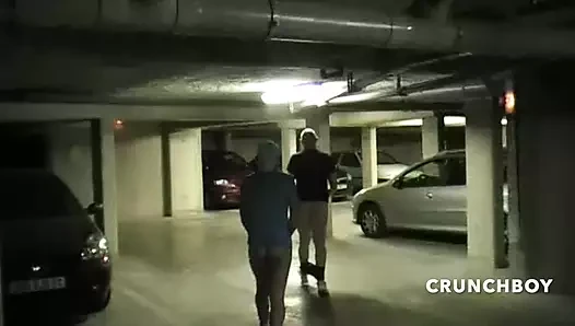 Jess Royan geceleri herkesin içinde sikiliyor