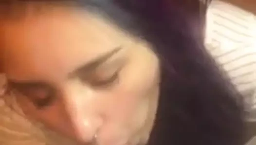 Oral seks ve boşalmak üzerinde yüz