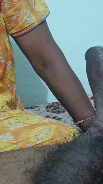 Hintli ateşli kız mumbai otel odasında azgın erkek arkadaşıyla bowlo muamelesi yapıyor | Klip 2